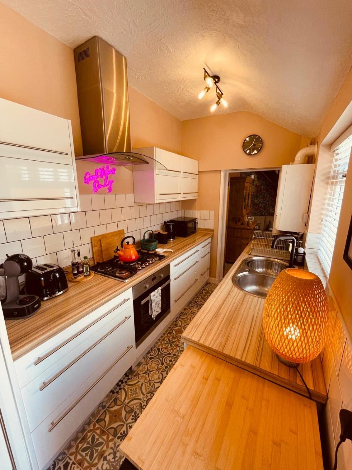 Holiday home Overleigh Cottage, With Optional Hot Tub Hire *