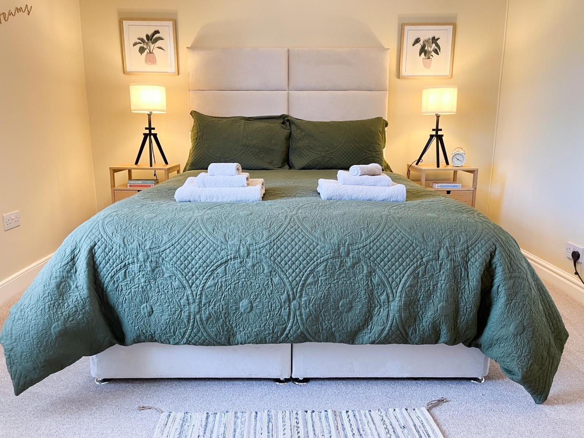 Overleigh Cottage, With Optional Hot Tub Hire Holiday home Chester